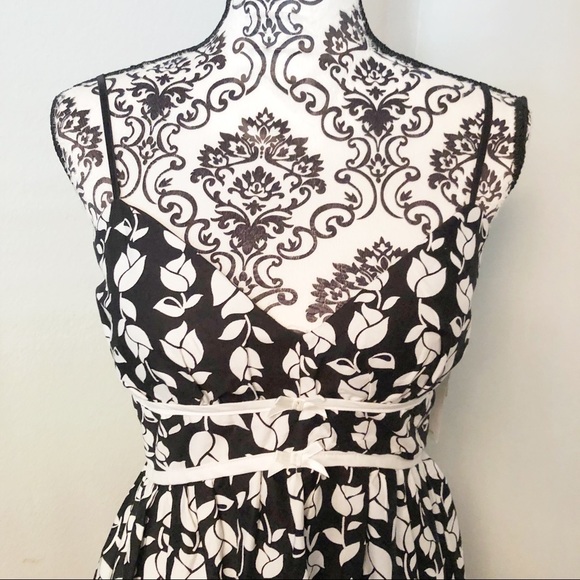 Ruby Rox Floral Spaghetti Strap Junior Dress NWT - Picture 2 of 5